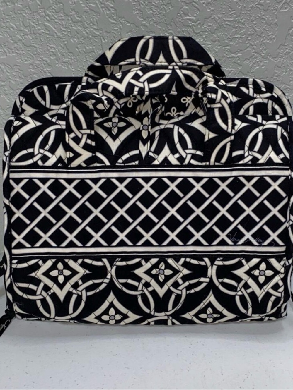 Vera Bradley Black & White Quilted Travel Toiletry bag